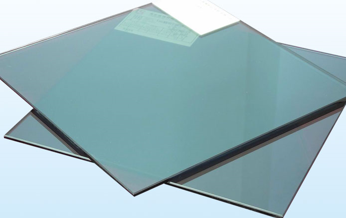 如何区分镀膜玻璃与非镀膜玻璃